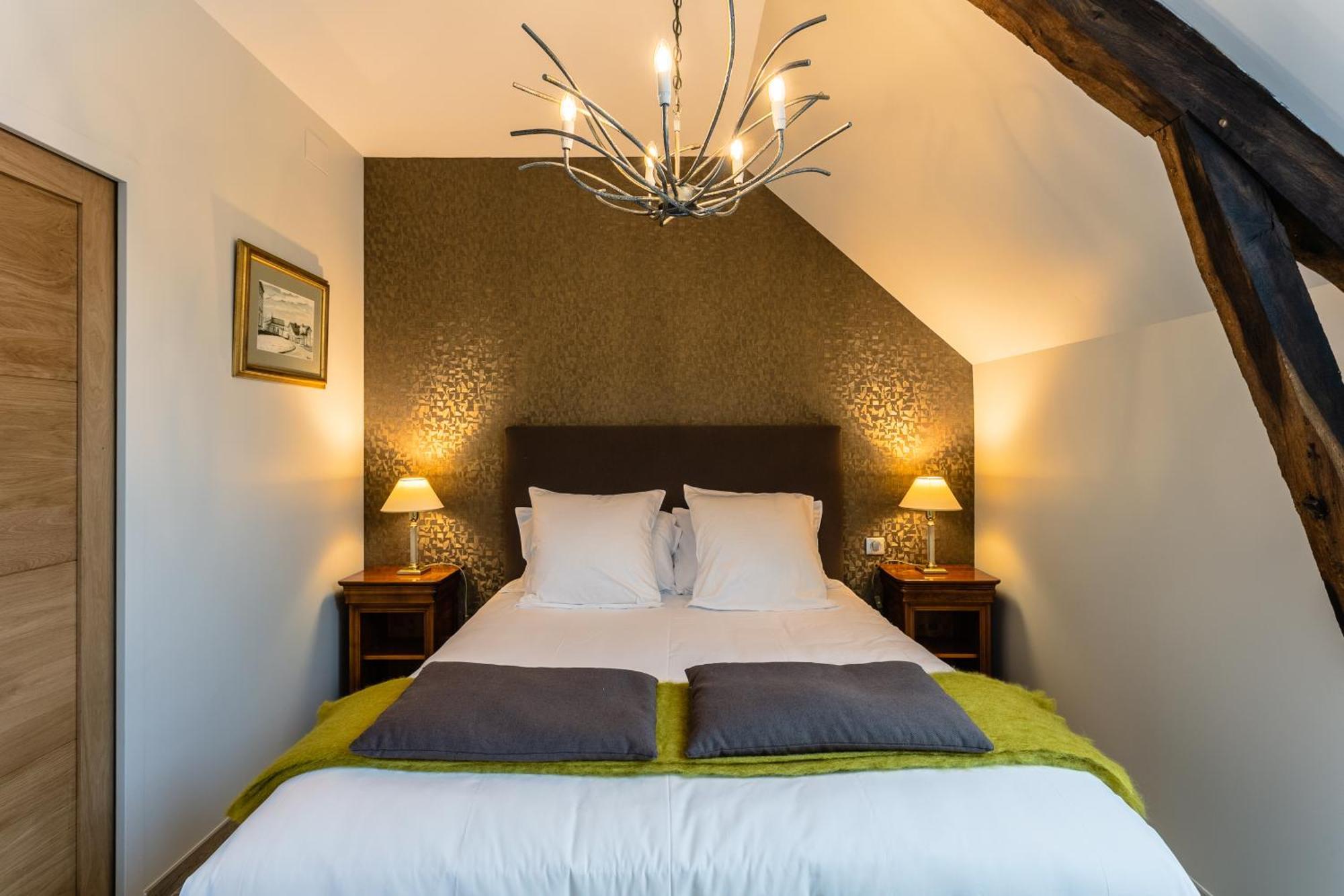 Les Enclos Secrets Livernon Room photo